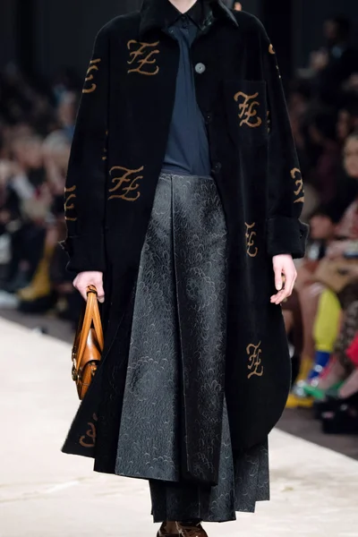 Look 87